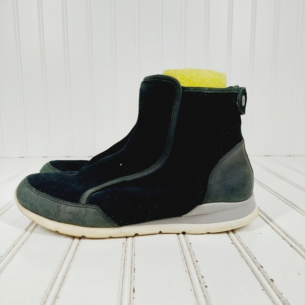 UGG Laurelle Black Leather High Top Trainer Athleisure Ankle Sneakers D917
